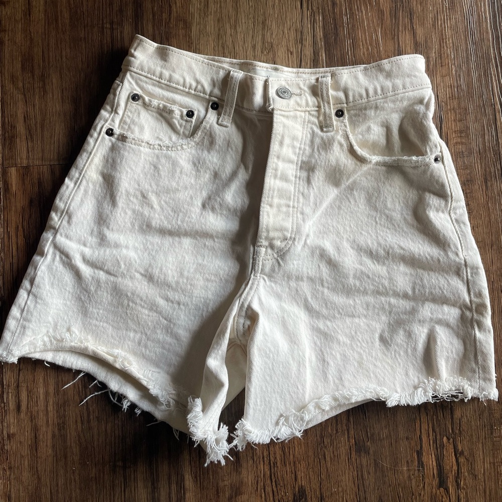 Abercrombie & Fitch The Dad Short High Rise